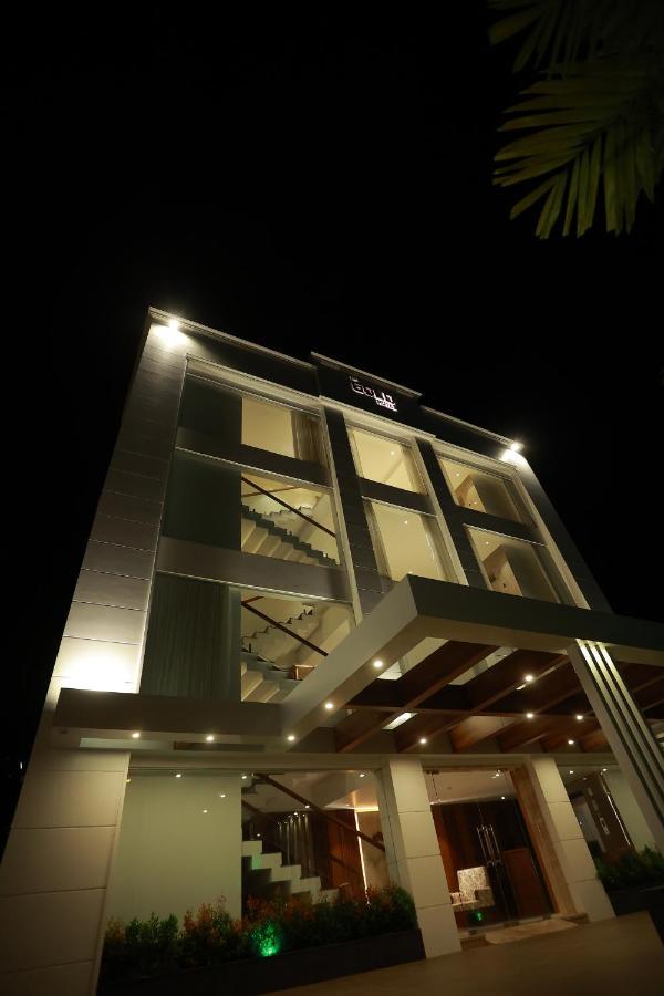 The Gold Hotel Palakkad Exteriér fotografie